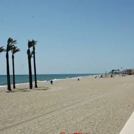 Apartment One-bedroom Flat 200m From The Almeria