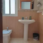 One-bedroom Flat 200m From The * Ροκέτας ντε Μαρ
