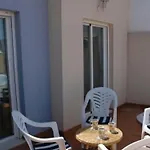One-bedroom Flat 200m From The * Ροκέτας ντε Μαρ
